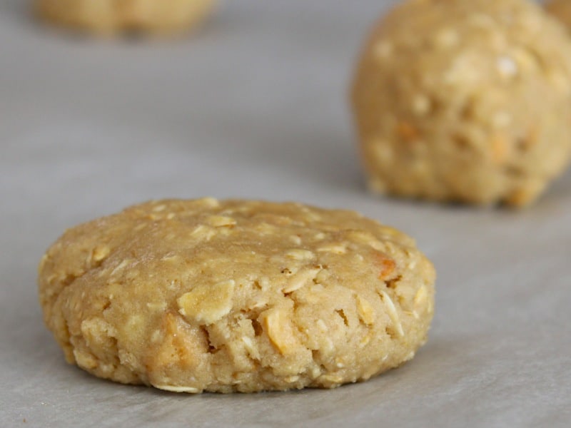 Cashew Crunch Cookies - The BakerMama