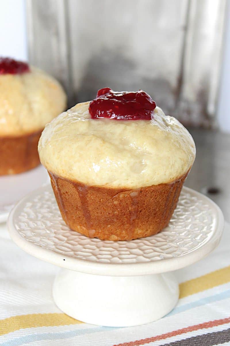 Jelly-Filled Donut Muffins - The BakerMama