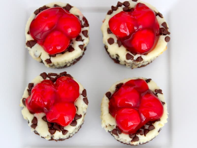 Super Easy Mini Cherry Cheesecakes - Bakerella