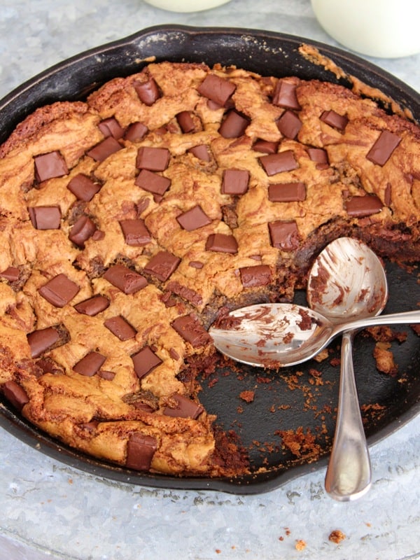 Chocolate Chunk Skillet Cookie - The BakerMama