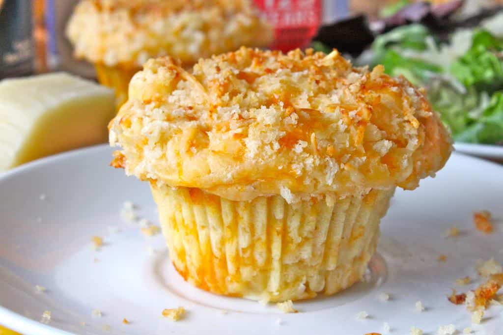 MAC & CHEESE MUFFINS