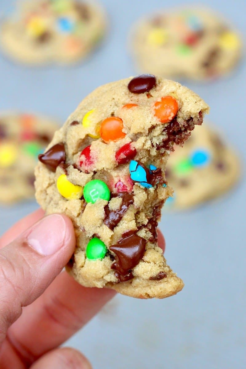 M&M Chocolate Chip Pudding Cookies