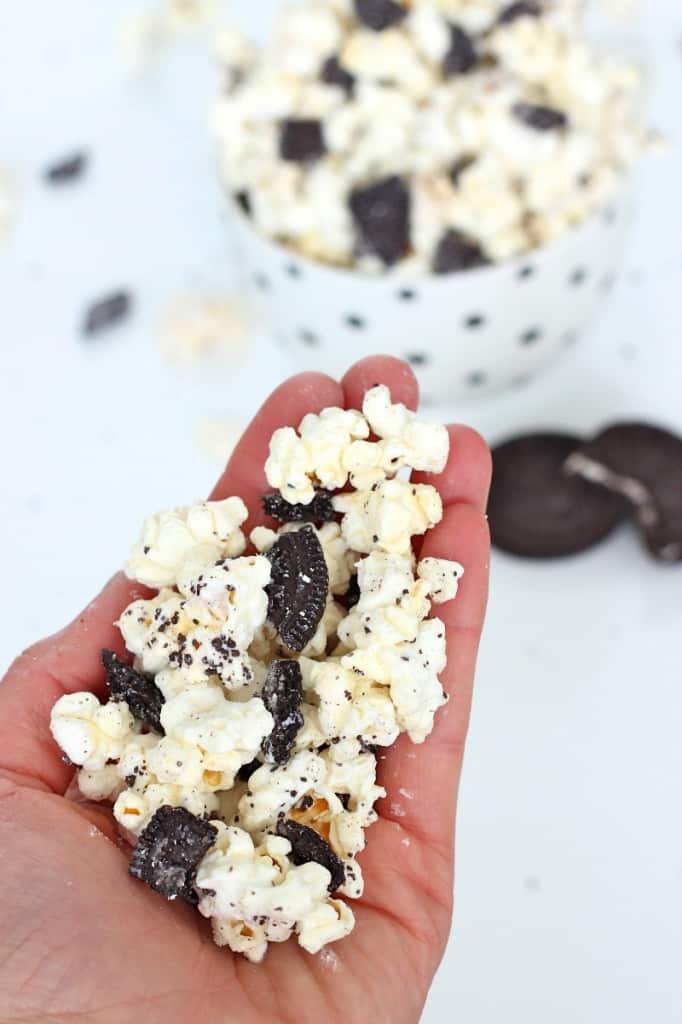 Cookies and Creme Popcorn