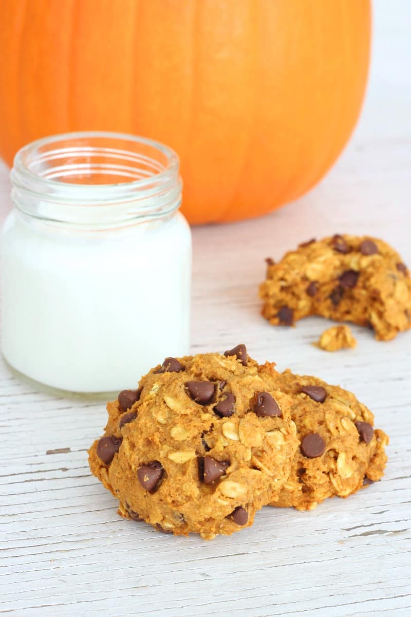 Pumpkin Oatmeal Chocolate Chip Cookies