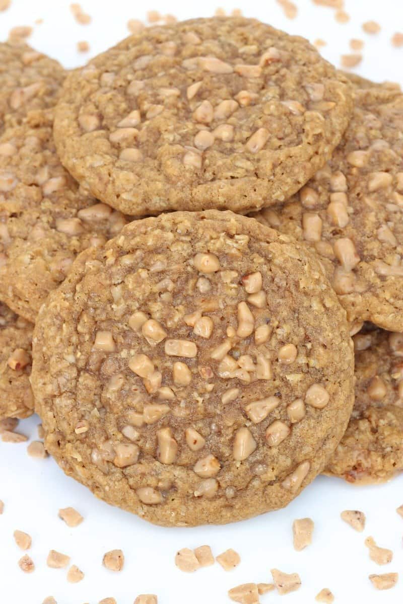 Brown Sugar Oatmeal Toffee Crunch Cookies