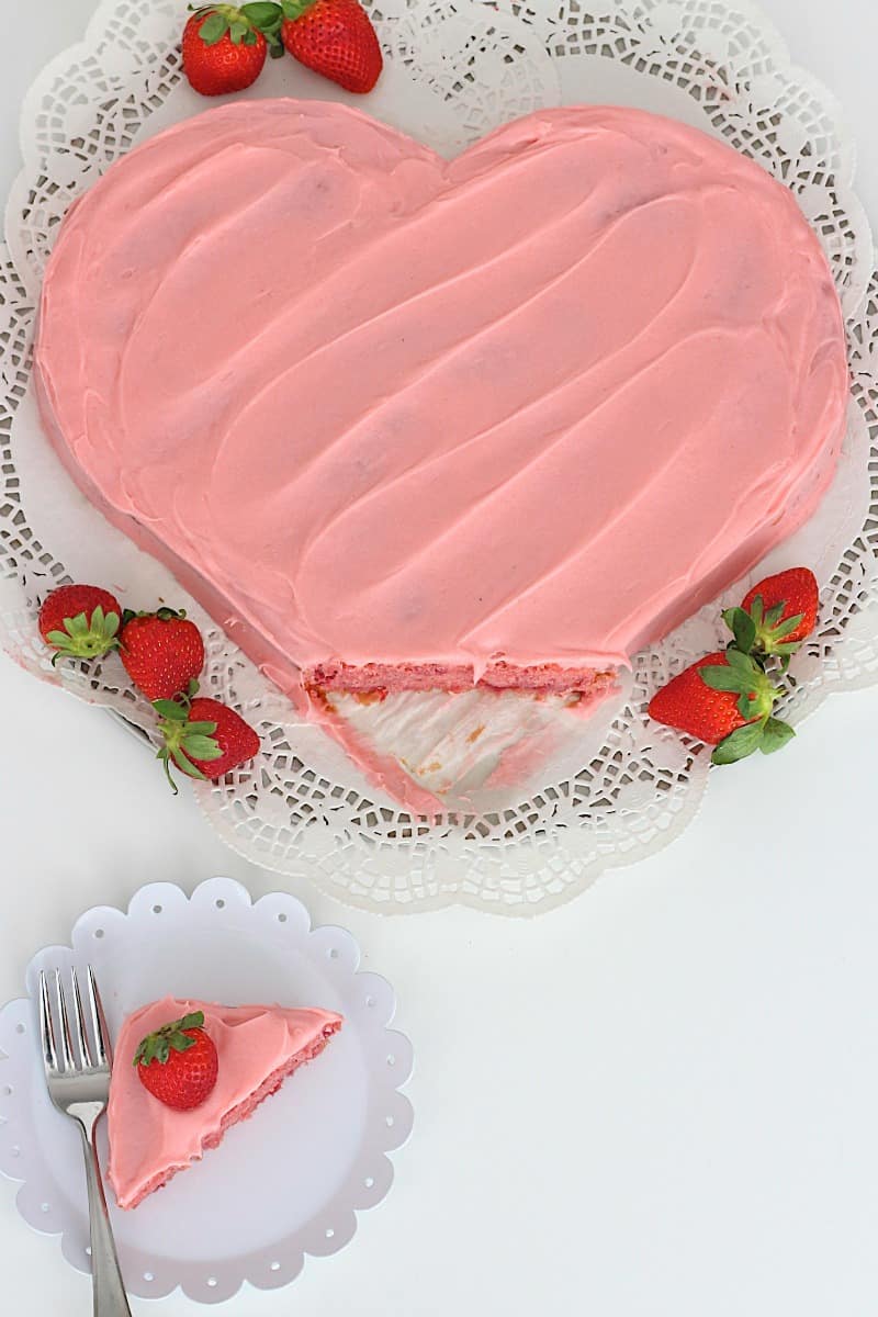 Fresh Strawberry Heart Cake - The BakerMama