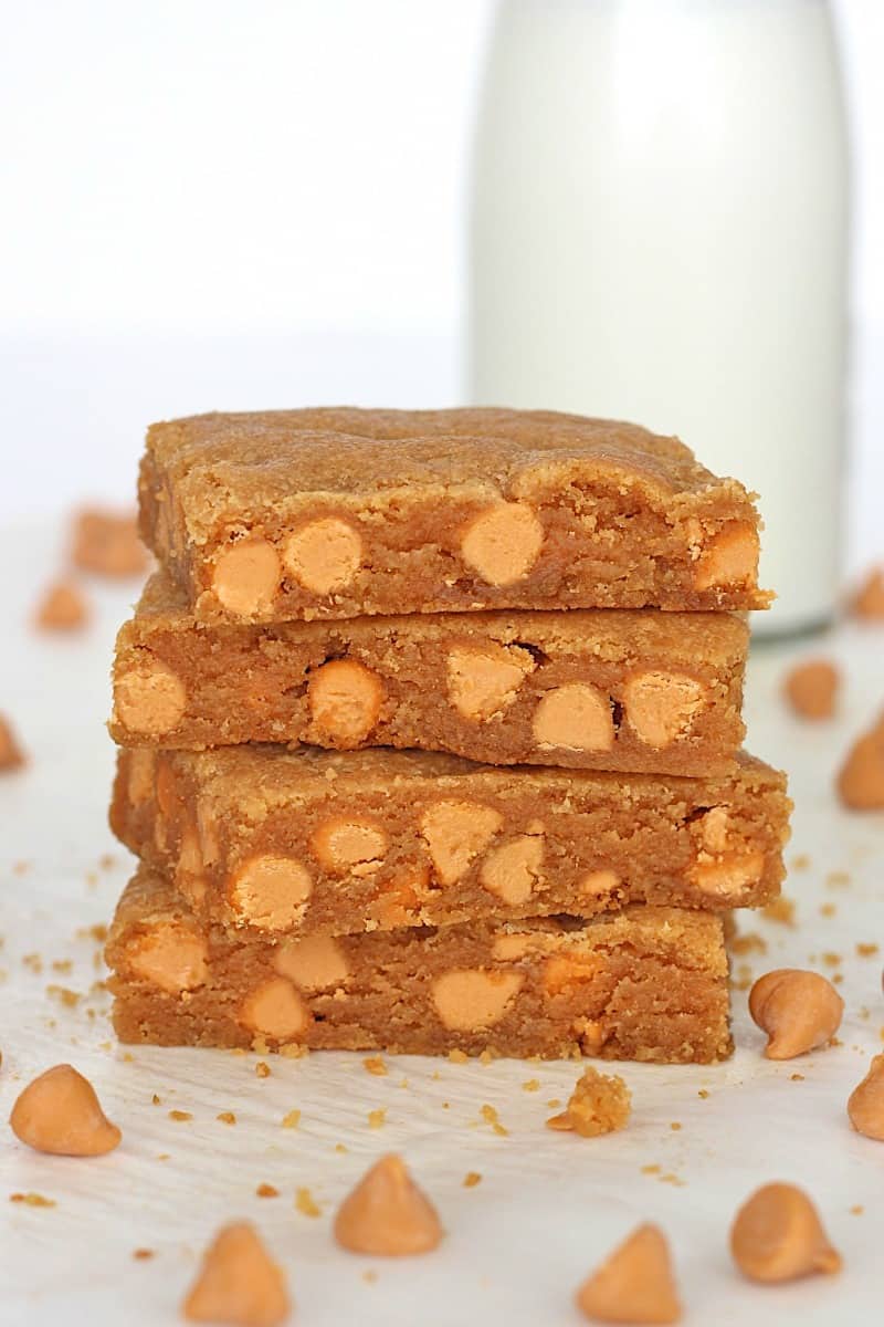 Butterscotch Blondies - The BakerMama