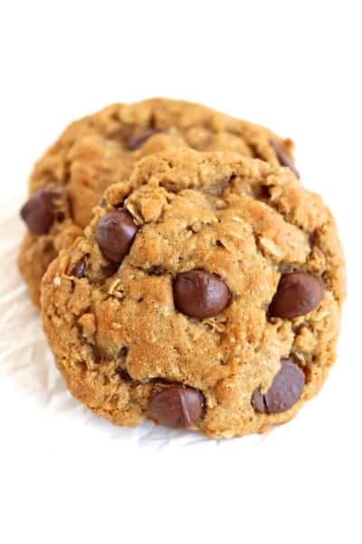 Oatmeal Chocolate Chip Cookies - The BakerMama