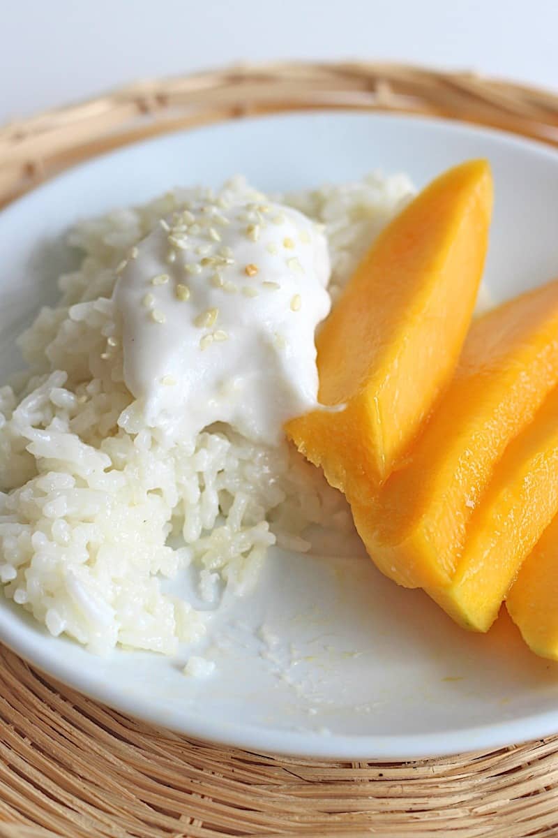 Mango Sticky Rice Thai Dessert - Oh My Food Recipes