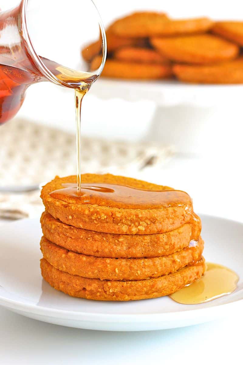 Healthy Pumpkin Oatmeal Blender Pancakes