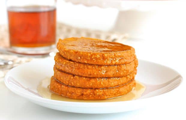 Healthy Pumpkin Oatmeal Blender Pancakes - The BakerMama