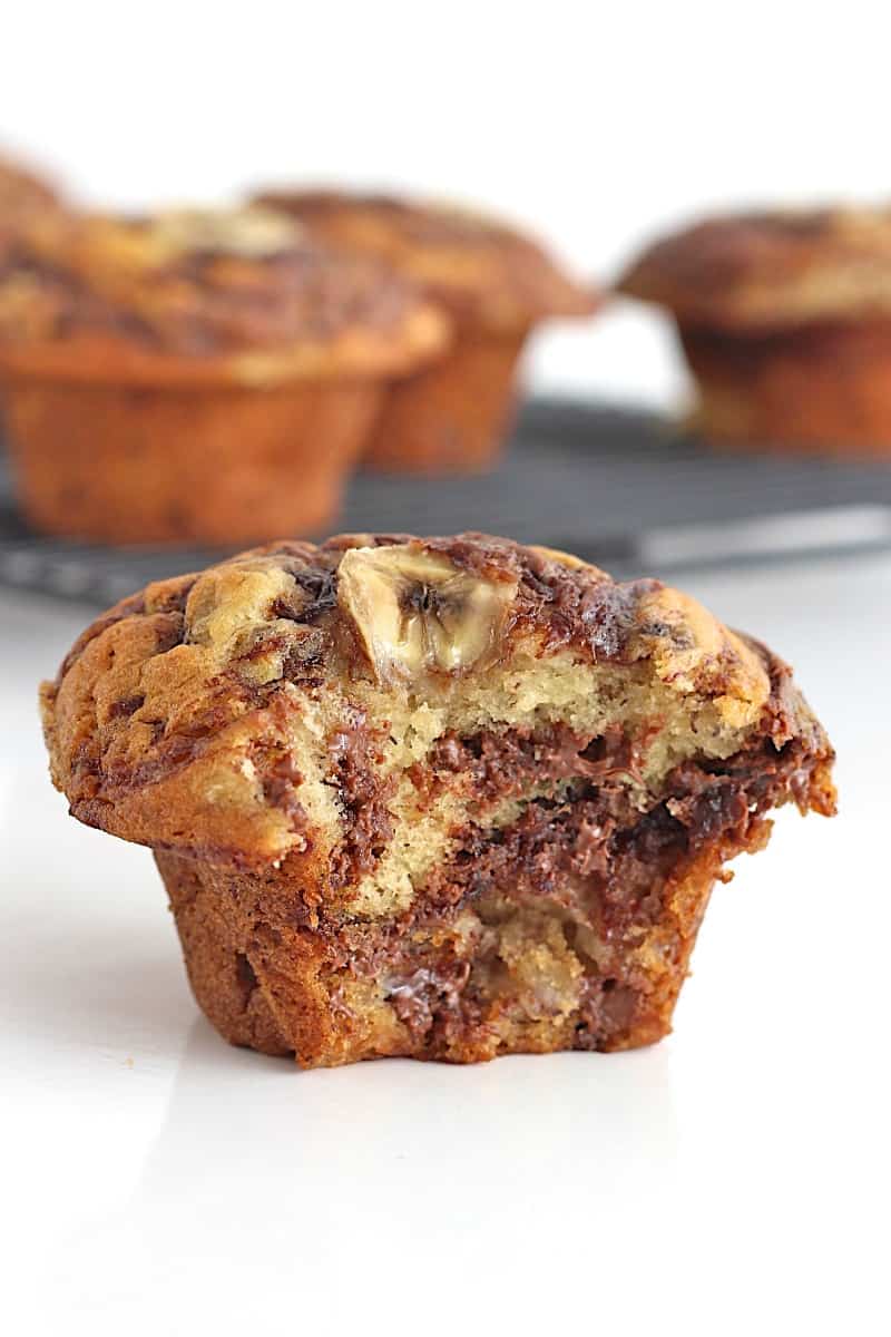 Nutella Swirled Banana Muffins