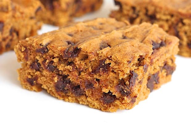 Pumpkin Chocolate Chip Snack Cake {3 Ingredients} - The BakerMama