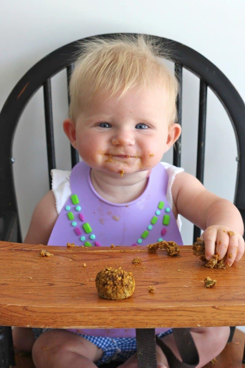 baby eating oatmeal