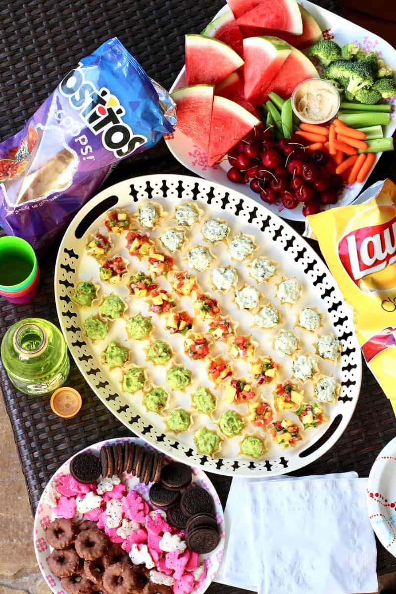 Summer Picnic Snack Tray - The BakerMama