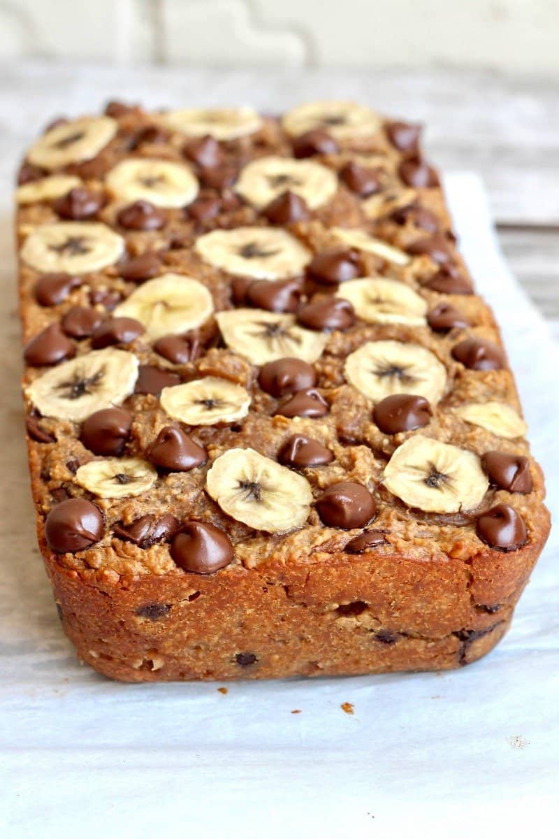 4-Ingredient Flourless Chocolate Chip Banana Bread - The BakerMama