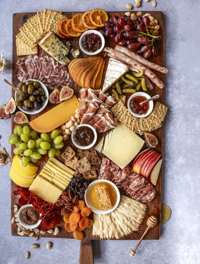 How to Build a Beautiful Cheese and Charcuterie Board with The BakerMama