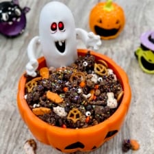 Spooky-Snack-Mix-square-