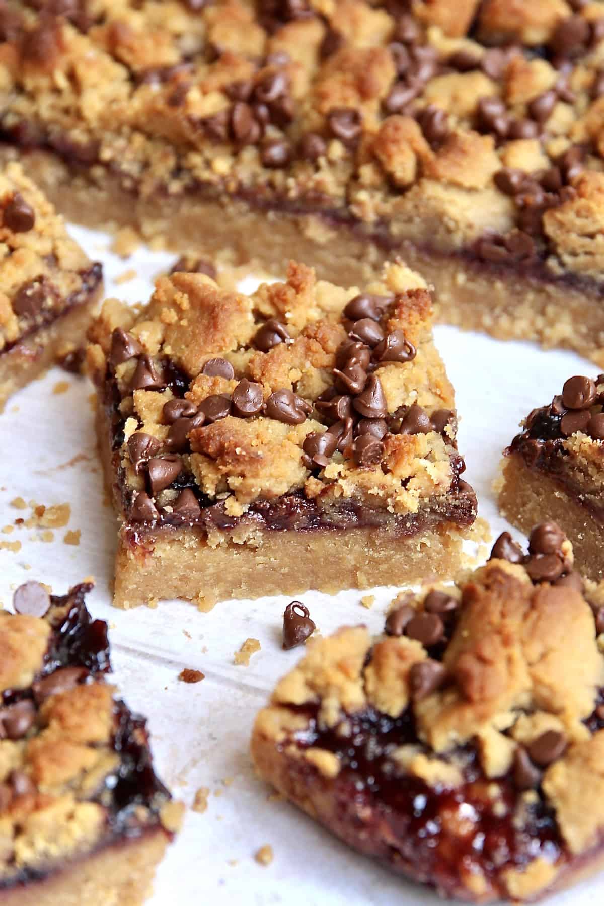 Peanut Butter Chocolate Chip Cookie Bars - The BakerMama