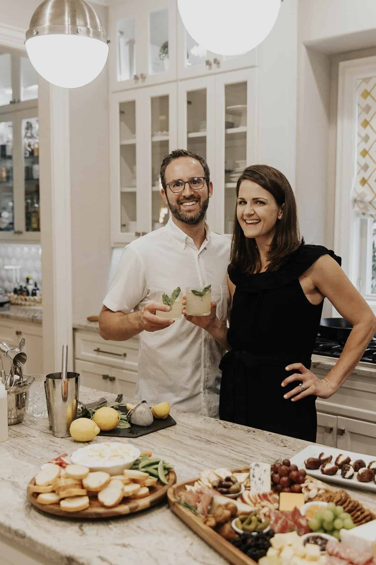 Hosting Dinner Party / 7 Super Tips for Hosting a Dinner Party - Birthdays and milestones are obvious reasons for a party, but really you can host a dinner for any reason you dream up.