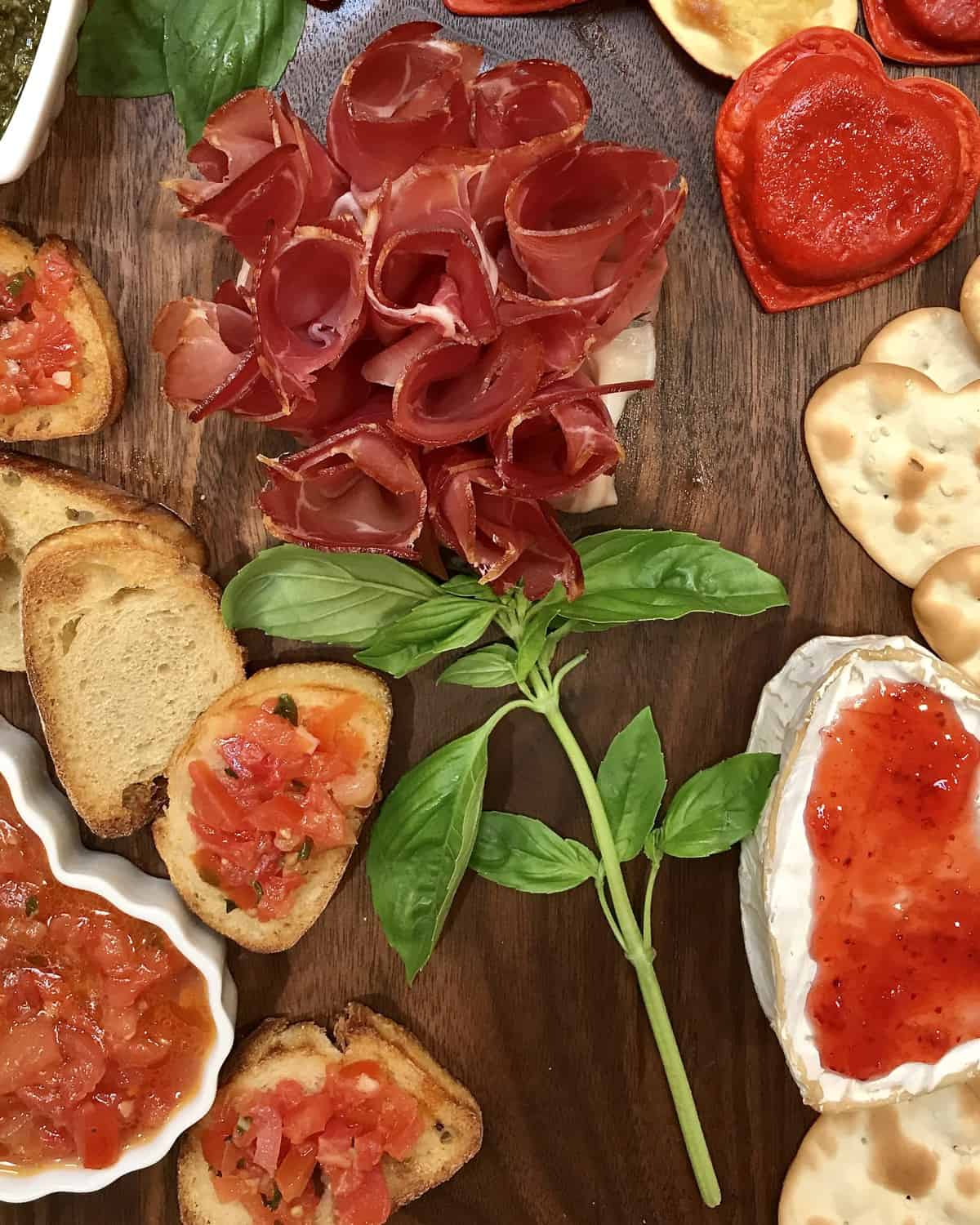 Italian-Themed Valentine's Day Dinner Board by The BakerMama