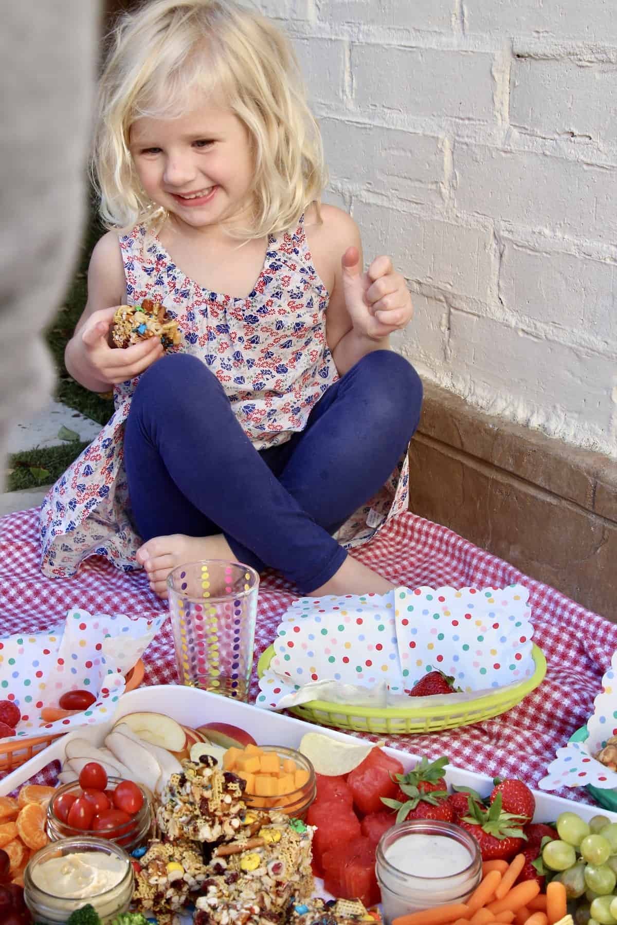 Summer Picnic Snack Tray - The BakerMama