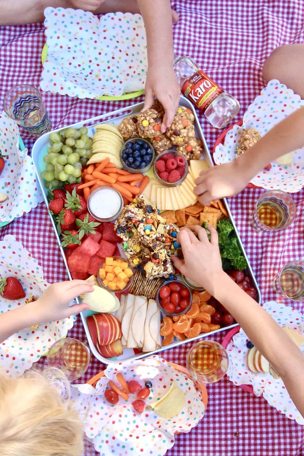 Summer Lunch Snack Tray - Lulu the Baker