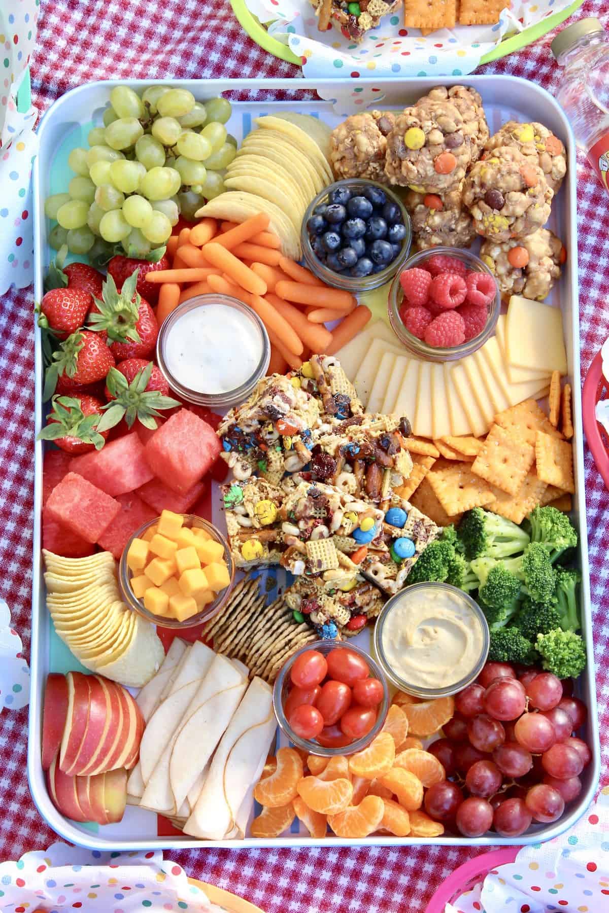 Summer Picnic Snack Tray The BakerMama