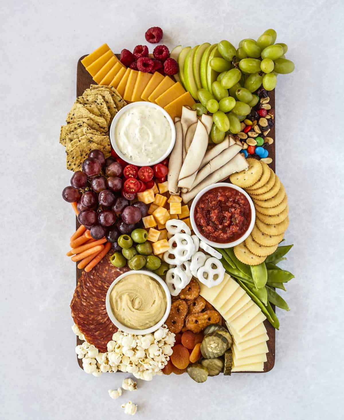 Summer Picnic Snack Tray - The BakerMama