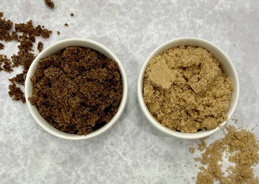 Light Brown Sugar vs Dark Brown Sugar | The BakerMama