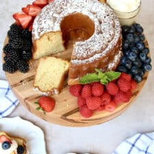 SuSu's Sour Cream Pound Cake-image
