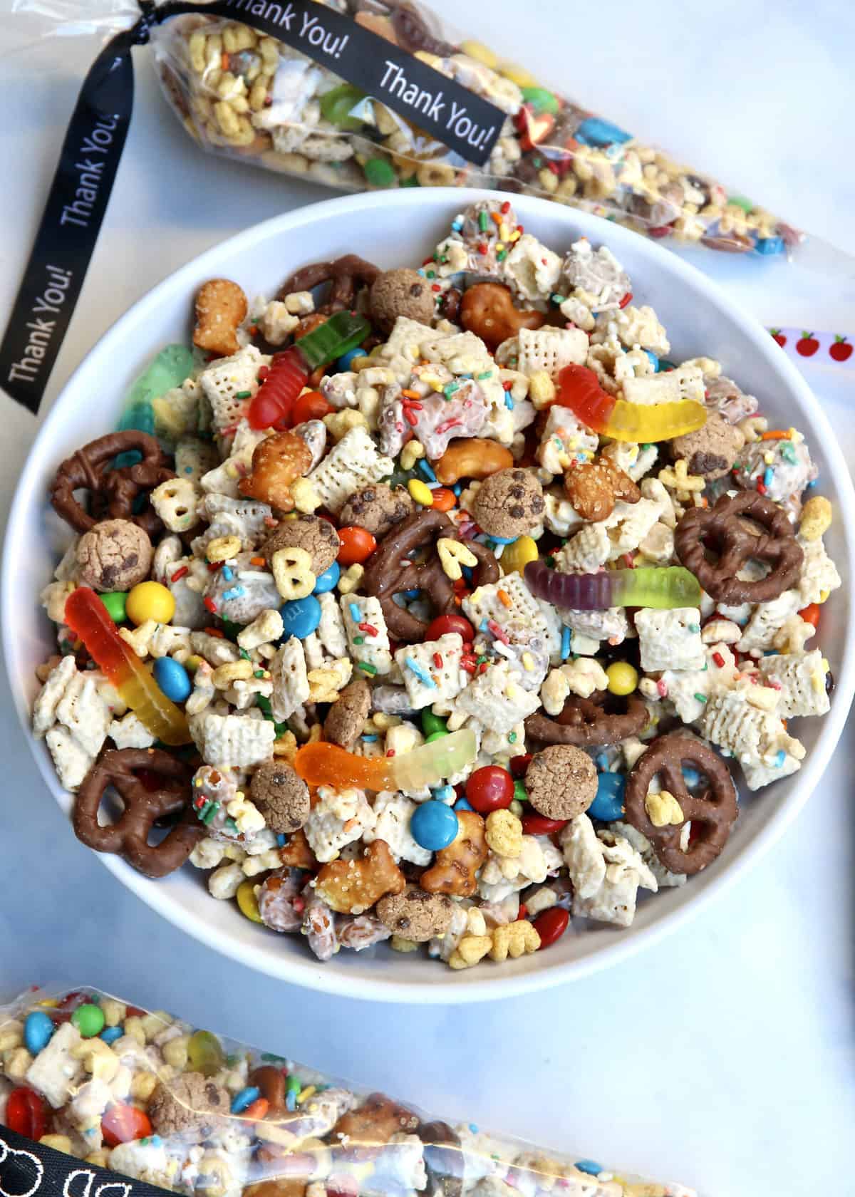 Teacher Appreciation Day Snack Mix by the BakerMama