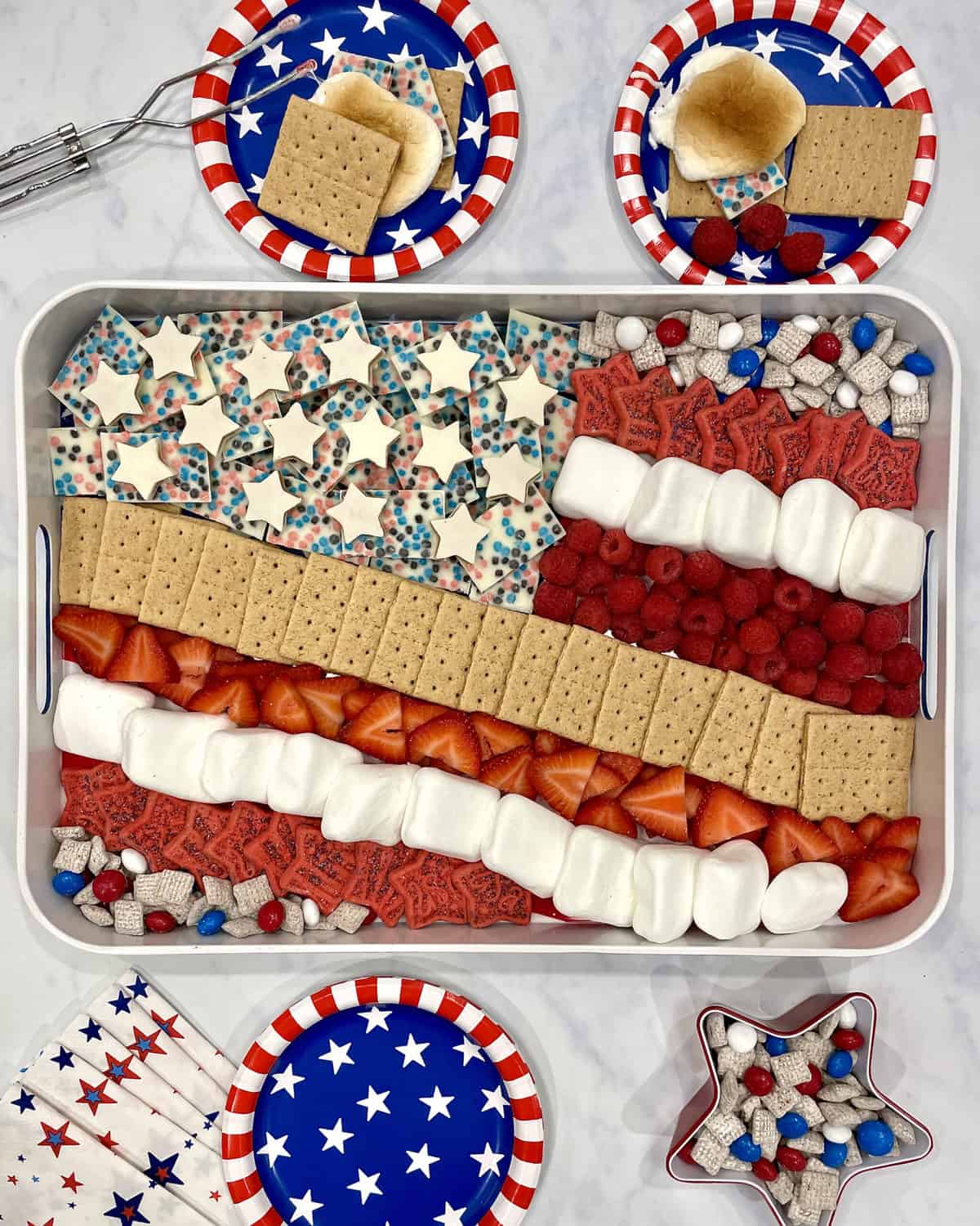 Star Spangled S'mores Tray by The BakerMama