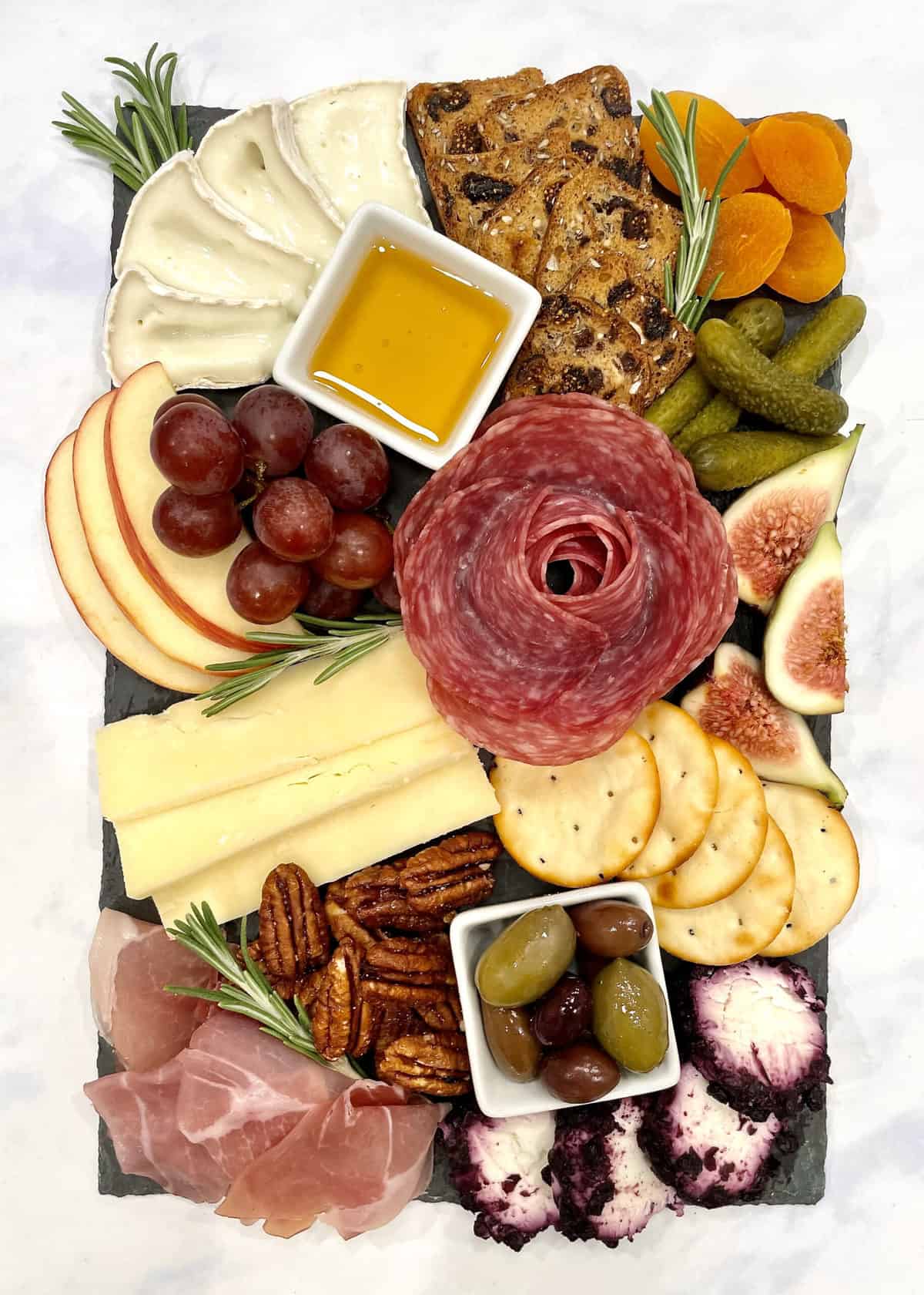 Small Charcuterie Board (Charcuterie Board For Two) - Homemade In The  Kitchen