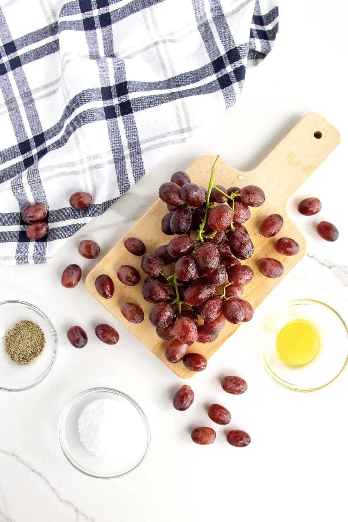 How to Roast Grapes by The BakerMama
