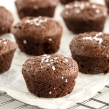 5-Ingredient Flourless Fudge Brownie Bites-image