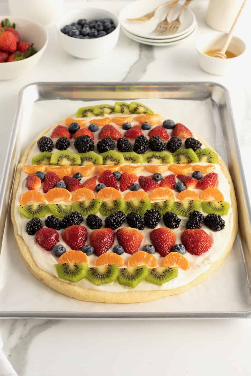 Giant Easter Egg Fruit Pizza The BakerMama